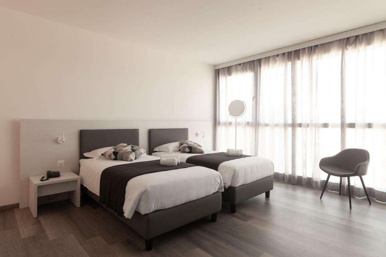 Hotel Albergo Milano Mendrisio Kültér fotó