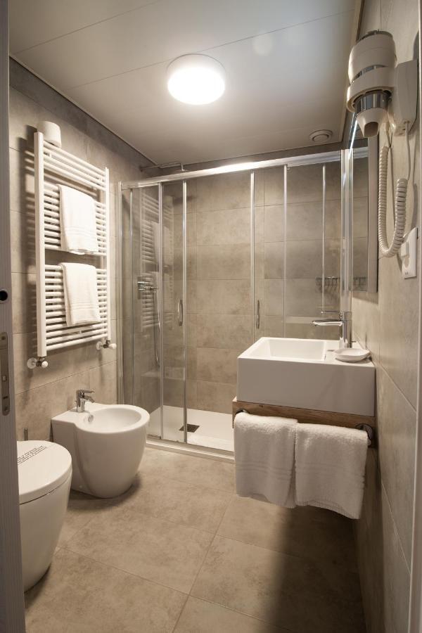 Hotel Albergo Milano Mendrisio Kültér fotó